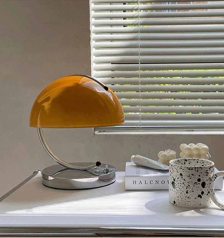 Anna Lamp