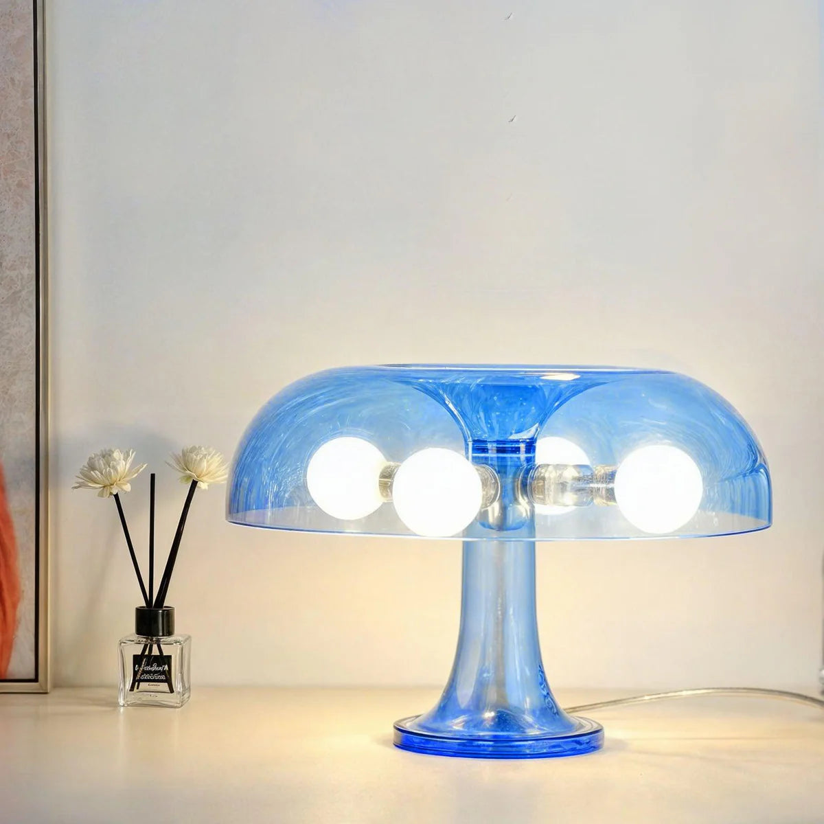 Amira Blue Lamp