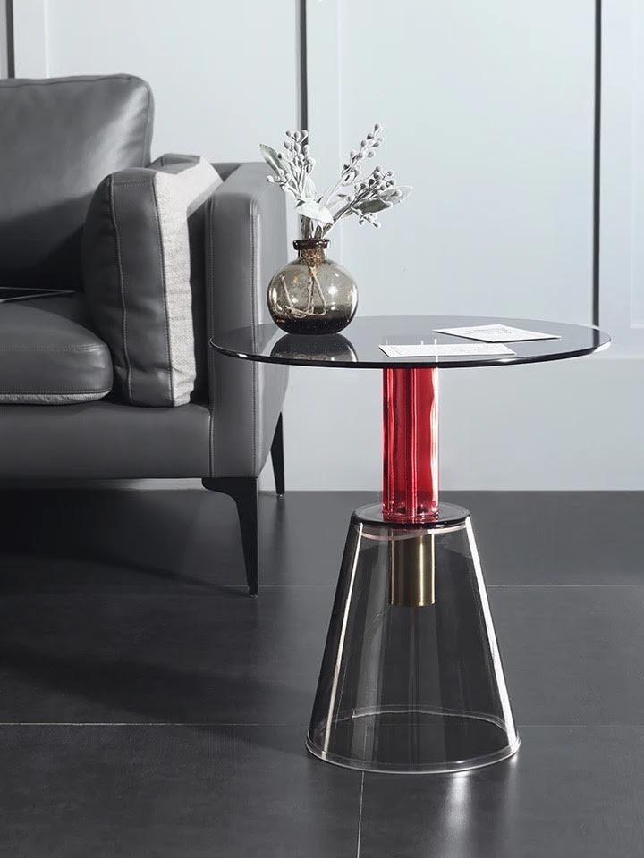 The Crystal Transparent Table