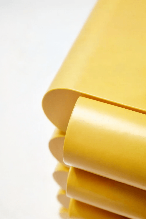 The Fanny Yellow Table