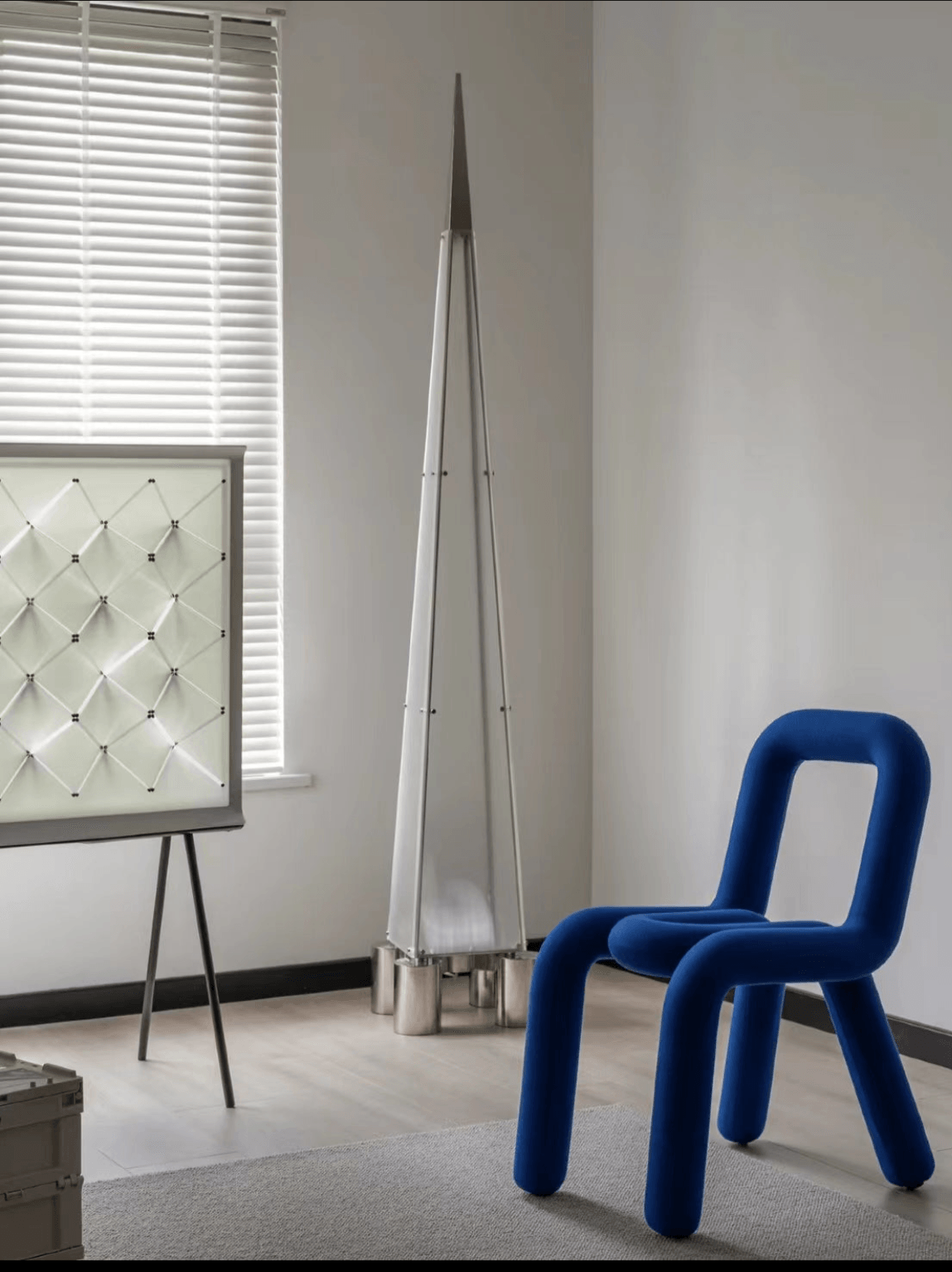 The Contemporary Chair Army Green