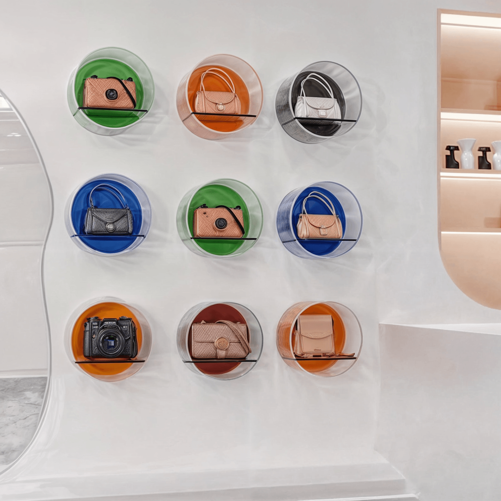 Aurele Shelve