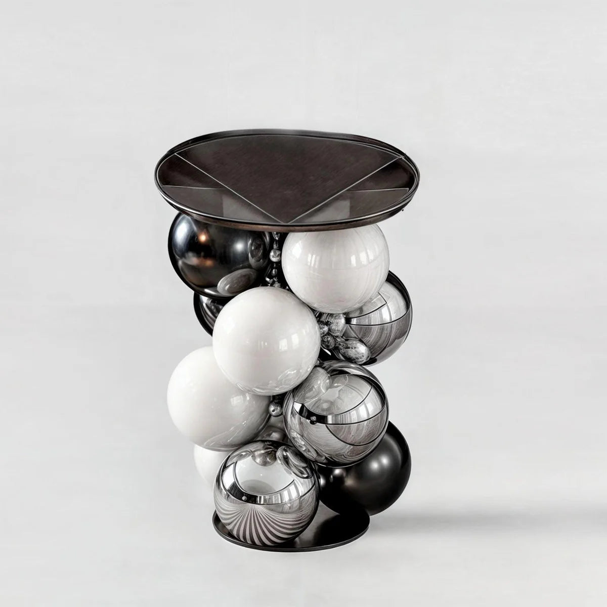 The Balloons Table