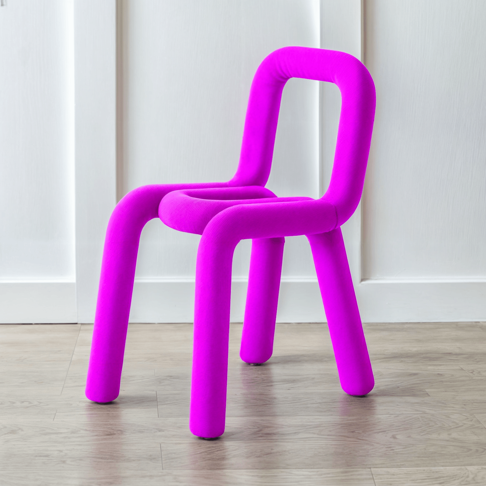 The Contemporary Chair Pink Floyd